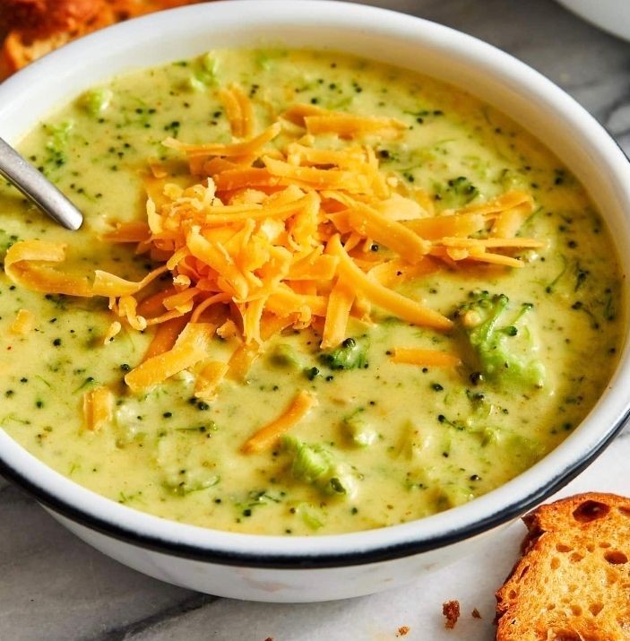 Classic  Broccoli and cheese soup