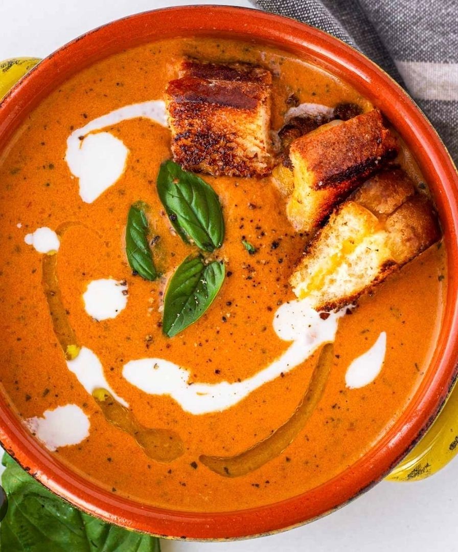 Tomatoes bisque 
